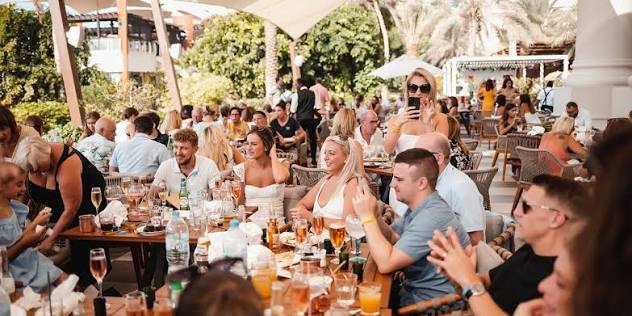 Weekend brunch in Dubai